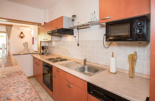 Kukci House | Awesome home in Porec with WiFi