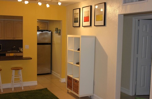 Key Biscayne Condo | Awesome & Relaxing 2Bdr/1bthr. Great Location & Value.