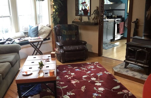 San Anselmo House | Awesome views, Eclectic, charming cottage