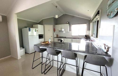 Moonta Bay Hotel | Aworana Shores, Moonta Bay