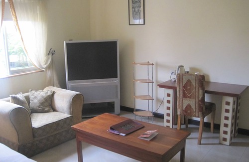 Calabar Hotel | Axari Hotel & Suites