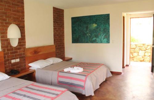 Palenque Hotel | AXKAN PALENQUE, ALBERCAS, GASTRONOMIA MAR y TIERRA & TRAVEL AGENCY