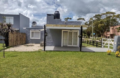 Camet Norte Apartment | AYRES Del Norte