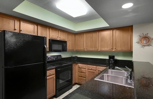 Downtown Myrtle Beach Condo | Azure Allure Dual Balconies, Oceanfront Escape