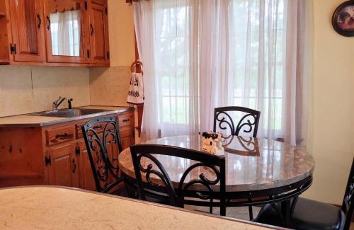 Luray House | B And A Lake Cottage