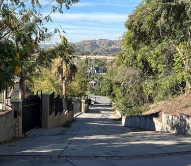 Patton House | B and G Studio Space Guesthouse