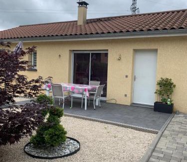 Belleville-en-Beaujolais Bed & Breakfast | B&B Chez Jaika Chambre d hotes