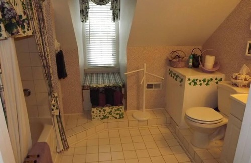 Apex Bed & Breakfast | B&B Country Garden Inn