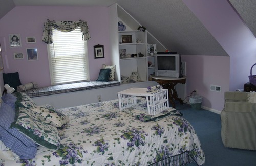 Apex Bed & Breakfast | B&B Country Garden Inn