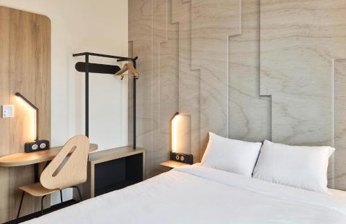 Rocquencourt Hotel | B&B HOTEL Versailles Rocquencourt