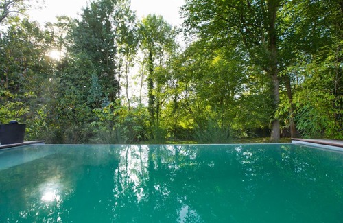 L'Etang-la-Ville Bed & Breakfast | B&B Loft Trotters