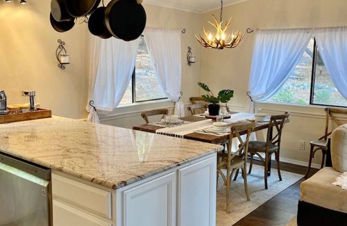 Cool Cottage | B-B Ranch Cottage~Heart of Gold Country~*HOT TUB*