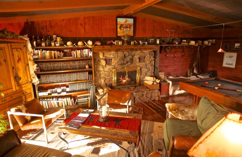 Livermore Other | B&B ~ SunDance Room ~ A True Western Experience with a sophisticated ambiance