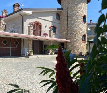 Carru Bed & Breakfast | B&B Torre in Langa