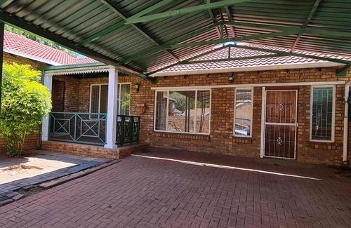 Akasia Apartment | B&O's Place