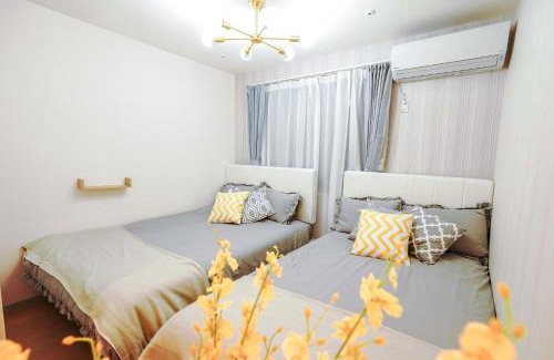 Kamiikebukuro Apartment | B1F池袋最中心 交通便利车站3分 Ikebukuro center 3 mins to ST Max 4P 直达新宿 涉谷 表参道 池袋 上野 代代木 银座 原宿