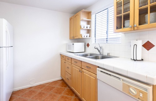 Desert Hot Springs Apartment | B2-Special Desert Long Short Term 2BR Full Kitchen