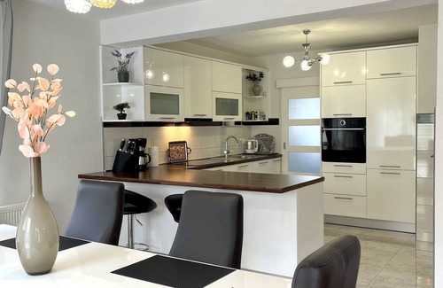 Ilidza House | Modern urban villa in a quiet location - 5 minutes from the nature park