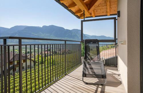 Tramin Apartment | Bacchushof Apartment Chardonnay