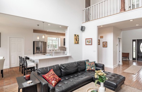 Grant House | Back Forty Overlook-a secluded mountainside farmhouse at the edge of 40 acres.