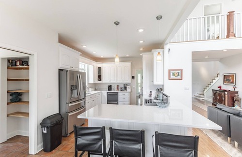 Grant House | Back Forty Overlook-a secluded mountainside farmhouse at the edge of 40 acres.