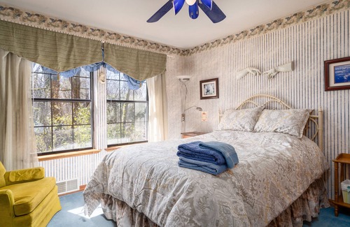 Glencoe Other | Back of Beyond Ranch: Your Cosmic Retreat Near Lake Tahoe