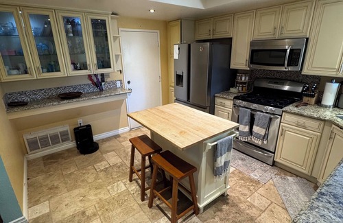 Canyon Country House | Backyard Haven Home