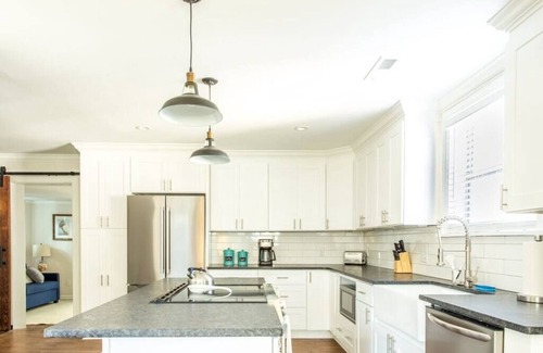 Riverland Terrace House | Backyard oasis w/HOT TUB, near downtown, beach & boat landing