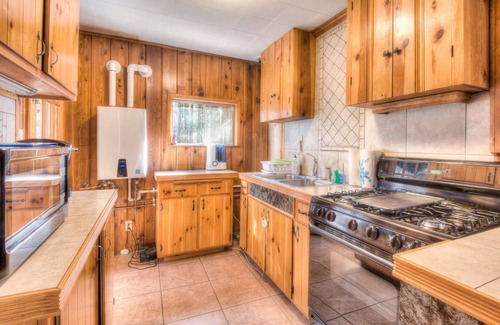 Tahoe Island Cabin | Badger Basin - 30+ Day Vacation Home Rental