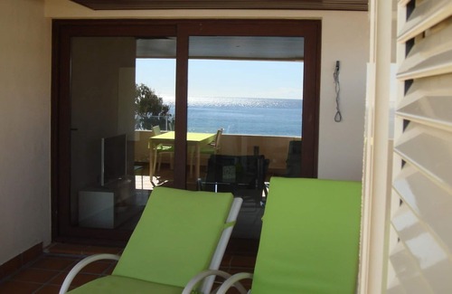 New Golden Mile Apartment | Bahia Beach Front Apartment - Close to Marbella - Free WiFi