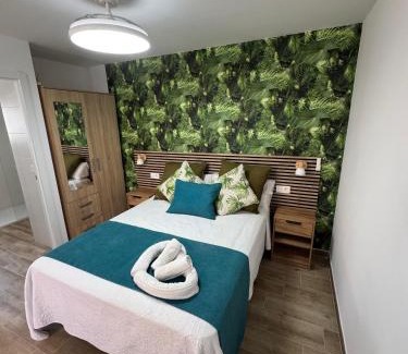 Torremolinos House | Bajondillo Beach Cozy Inns