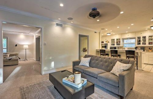 Bakersfield House | Bakersfield Oasis Sweet Tropical Pool Setup!