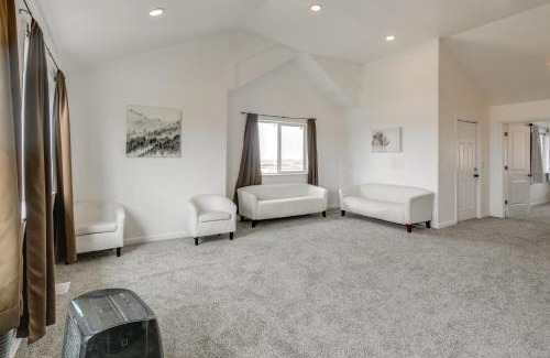 Idaho Falls Apartment | Balcony and Stunning Views Airy Apt in Idaho Falls