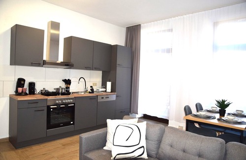 Chemnitz Apartment | Balcony in the center, Netflix & free coffee/tea