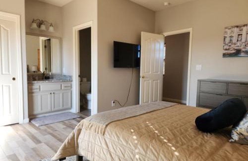 Shenandoah Valley House | Balcony Suite 2 Fraser Family Vineyard Stay in Amador