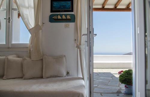 Tinos House | Balcony to the Aegean