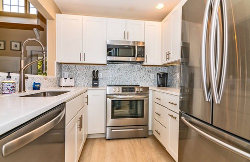 Bald Head Island House | Bald Head Island Family Retreat with private pool, BHI & Shoals!