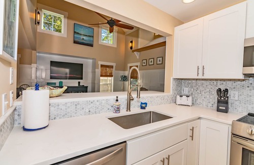 Bald Head Island House | Bald Head Island Family Retreat with private pool, BHI & Shoals!