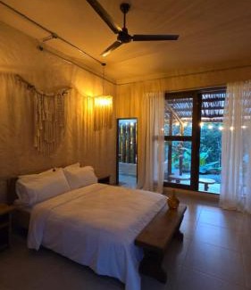 Valparaiso Hotel | Balinesa Ecolodge