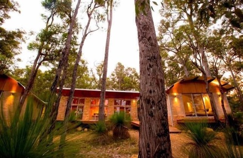 Serpentine-Jarrahdale House | Ballakup House in Jarrahdale