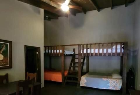 Valle de Angeles House | Bama House hn