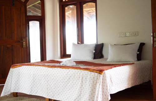 Thirukkovil Resort | Banyan Beach Cottage SRI LANKA