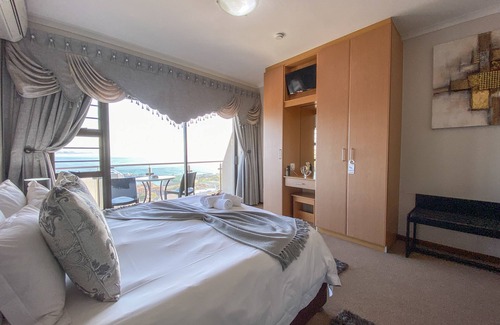 Linkside House | Bar T Nique Guest House