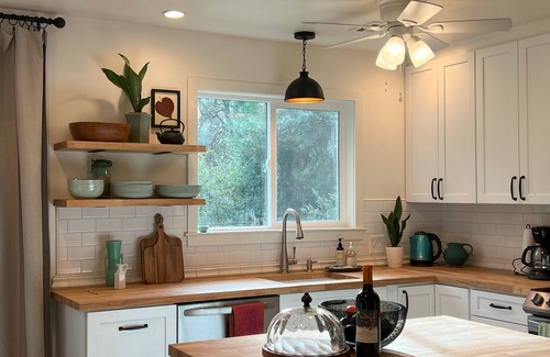 Squaw Valley Cottage | Barberry Cottage - Near Kings Canyon National Park