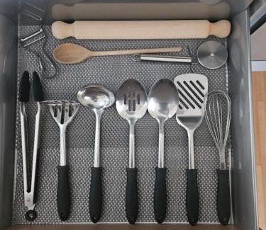 Balderton Apartment | Bargh Apartment - 2 bed 2 bath, modern comfort