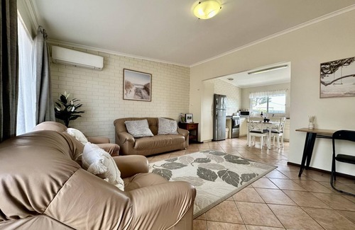 Mira Mar Apartment | Barmup Accommodation at Middleton Mews