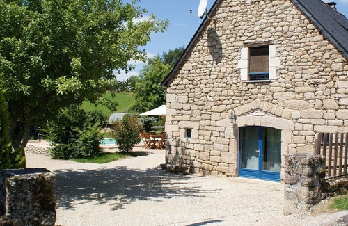 Hautefage House | Barn built in 1814 located between the Maronne and the Dordogne valley