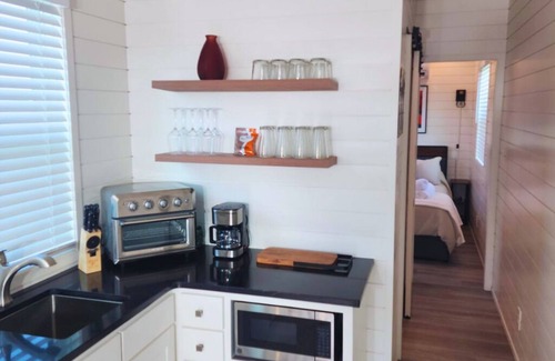 Fredericksburg Cottage | Barossa Valley Station | Patio | 1BR | Downtown