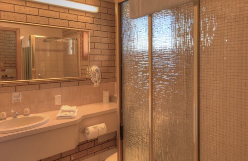 Bright Hotel | Barrass's John Bright Motor Inn