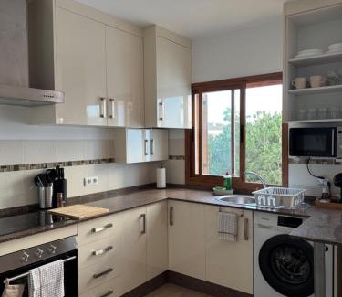 Los Gallos-Cerromolino Apartment | BARROSA CON ENCANTO, AC - WIFI - PARKING, Parejas y familias